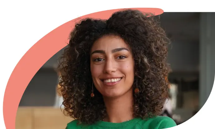 Personne représentant une adhérente individuelle, bénéficiant de la garantie Epargne de La Mutuelle de France Unie.